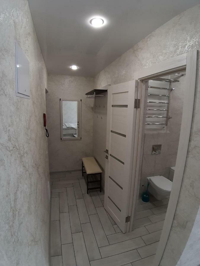 Однокомнатная Квартира На Площади Победы Apartamento Gomel Exterior foto